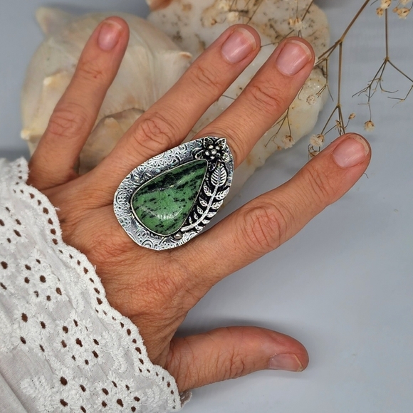 Genuine Green Ruby Zoisite /Anyolite/ Stone Silver 925 Ring - Picture 10 of 11